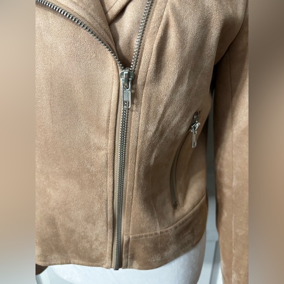 BB Dakota Steve Madden Jacket Medium Zip Beige Buttery Soft Faux Suede 80s Vibe - Picture 3 of 9